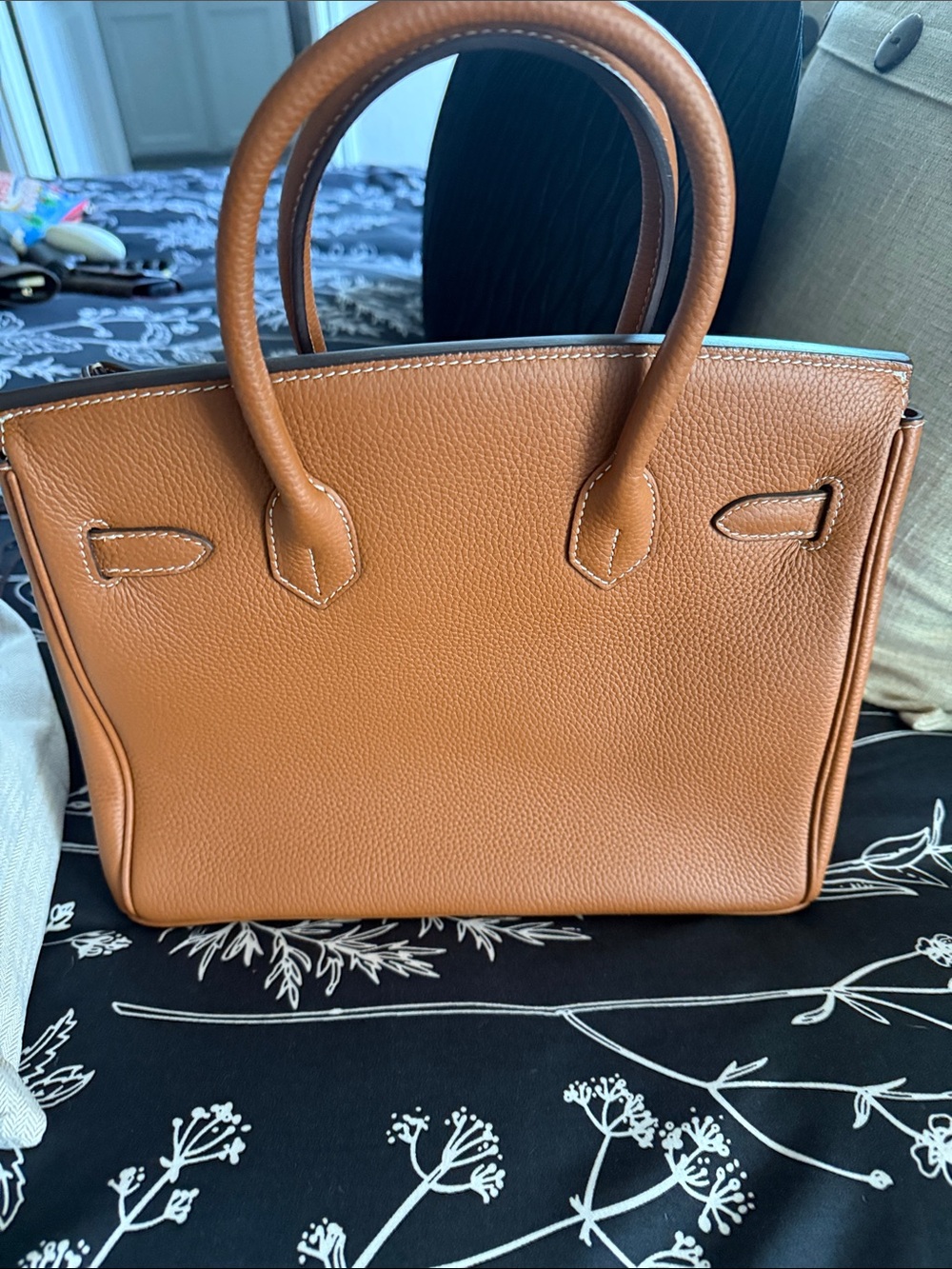 Classic Leather Top-Handle Bag in Tan - Picture 6 of 11